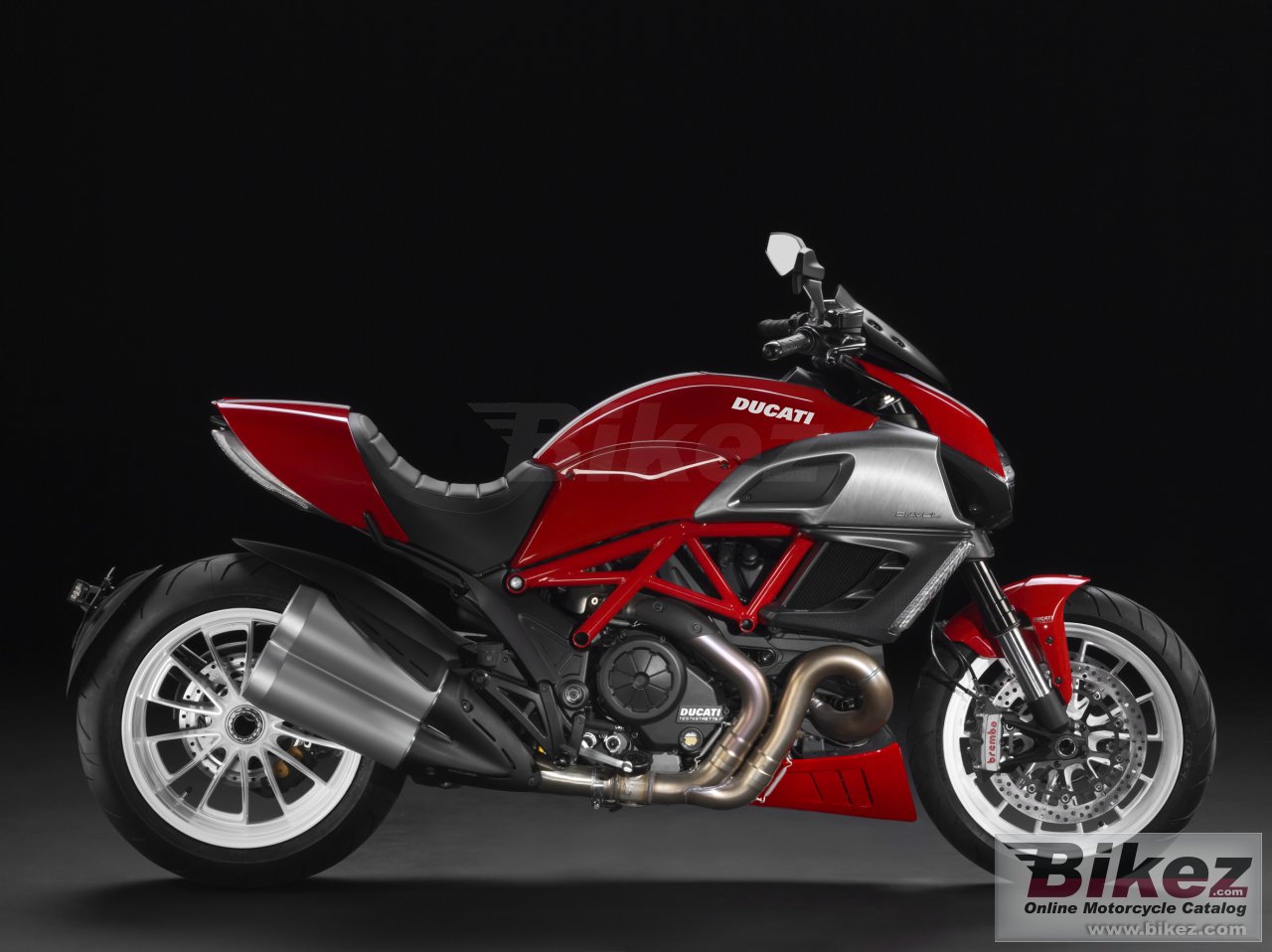 Big Ducati diavel picture and wallpaper from Bikez.com